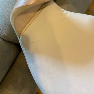 カウンターチェア　本日最終受付の画像