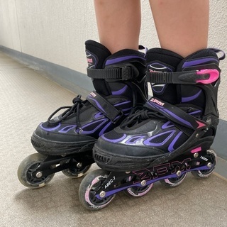 インラインスケート子供用。ローラーブレード。