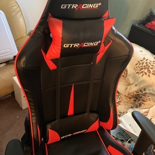 大阪 西淀川区まで取りに来てくれる方限定！GT Racing GT-909 ゲーミングチェア　& 2段式引き出し付パソコンデスク