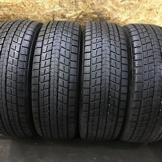DUNLOP WINTER MAXX SJ8 265/70R17...