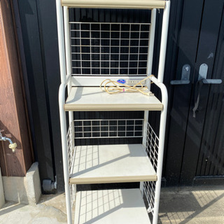 レンジ台　コンセント2口あり