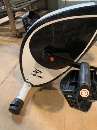 ☆中古品 InField フィットネスバイク 負荷調節18段階 エアロバイク☆