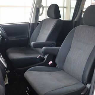 ファミリーにおススメ　後席モニター付き　　☆自社ローン★保証人なしOK🌟最長３６回払い💘の画像