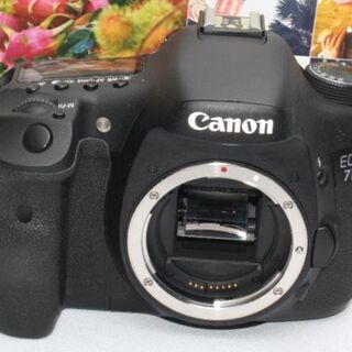 ❤️予備バッテリー&カメラバッグ付❤️Canon EOS 7D トリプルレンズ②