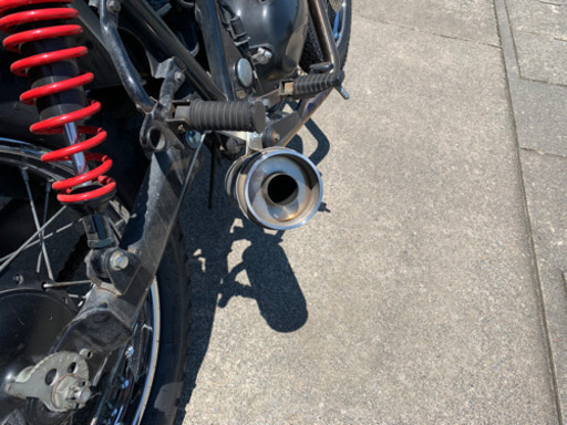 250tr キャブ車　マフラー