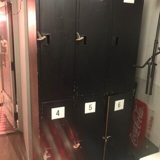 7/30までの引き取り限定　ロッカー　6人用(内1つ鍵紛失、1つ...
