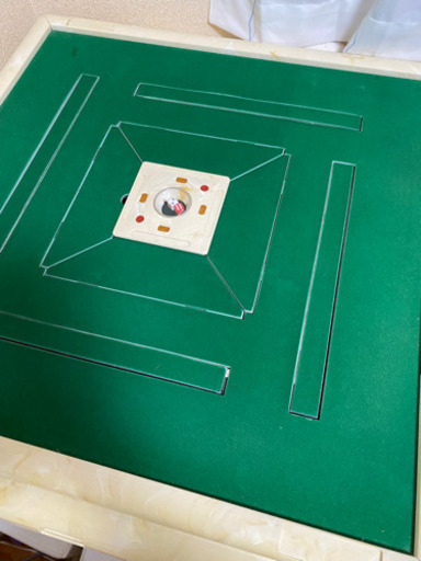 アモスマーテル、全自動麻雀卓。