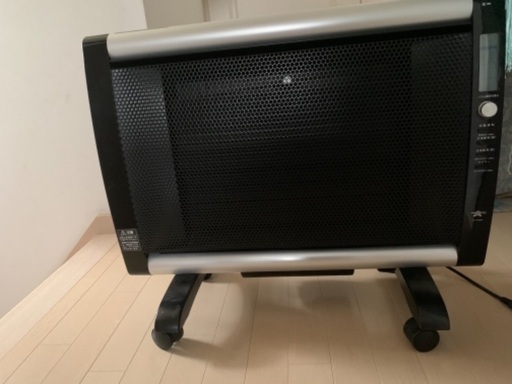 ﾄﾞｲﾂﾄｰﾏｽ社ｱﾗｼﾞﾝﾊﾟﾈﾙﾋｰﾀｰ3L加湿器付きで25000円になります