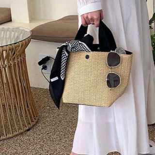 ストロートートバッグの画像