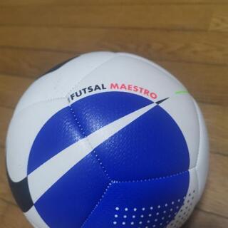 フットサルボール （再投稿）の画像