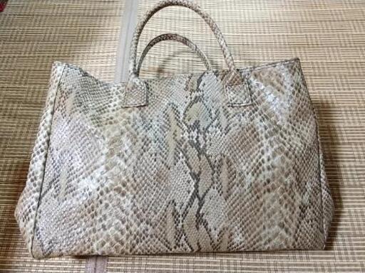 【美品】スネーク柄バッグ
