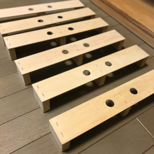 絵本ラック　無垢　タモ