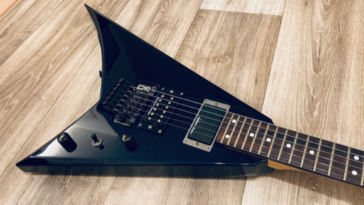 エレキギター　変形　ジャクソン ランディV rr-605 Jackson Randy V