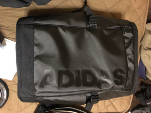 断捨離 本日取引限定価格adidasのリュック