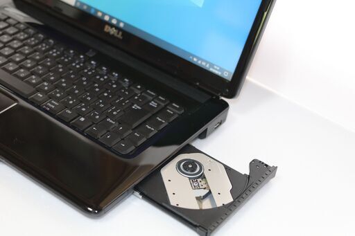 DELL inspiron1545　Windows10、Windows11どちらもOKです。オフィスもインストール済です。