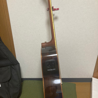 アコースティックギター、ケース等付きの画像