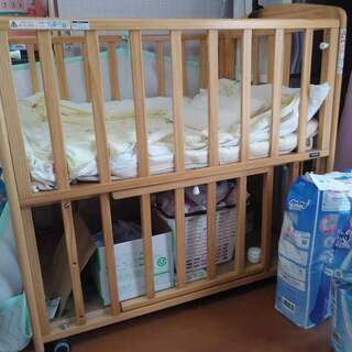 カトージKATOJIベビーベッドミニサイズの画像