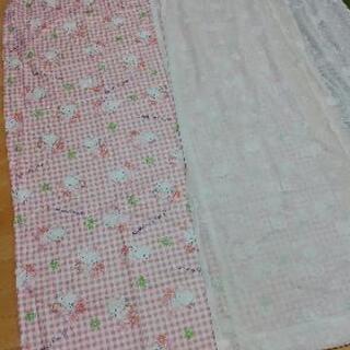 キティーちゃんオーダーメイドカーテンの画像