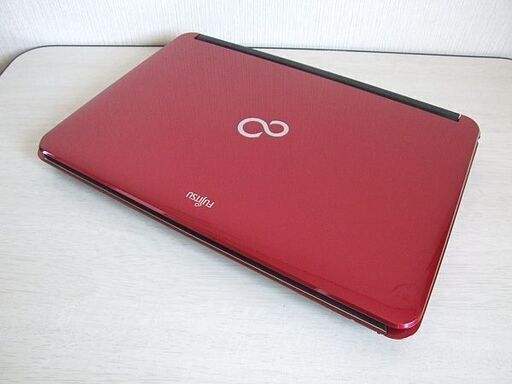 高速SSD240GB搭載　Fujitsu LIFEBOOK AH53/C ノートパソコン　(3822)