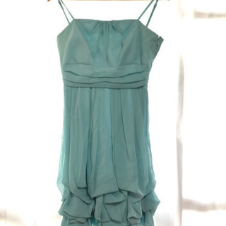 お呼ばれドレスの画像