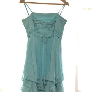 お呼ばれドレスの画像