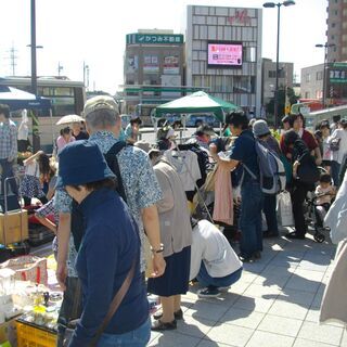 ８月２９日（日）◎「上福岡駅前ココネ広場 フリーマーケット開催」◎