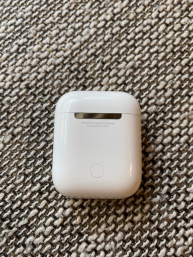 Apple AirPods(第一世代) 充電ケースのみ