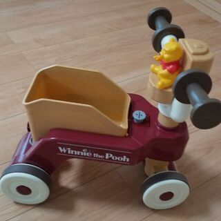 くまのプーさん おしゃべりウォーカーライダー      手押し車