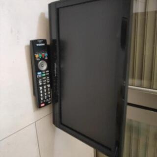 シャープ掃除機EC-KP7Fとprodiaテレビの画像