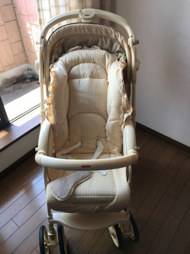アップリカ　ベビーカー