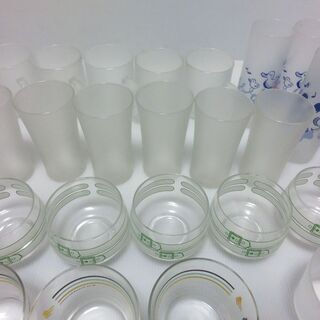 ガラスコップ　48個の画像