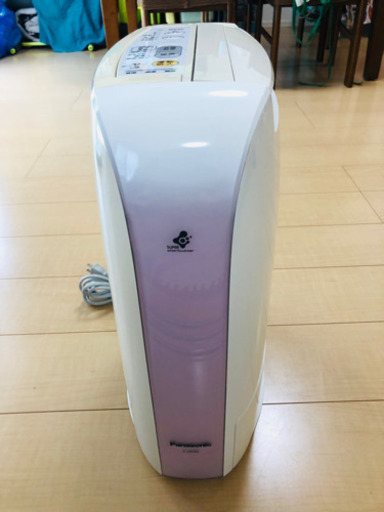 決まりました　Panasonic パナソニック 除湿機　F-YZH60 中古品