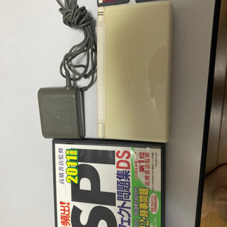 ニンテンドーDS Lite、ソフト付きの画像