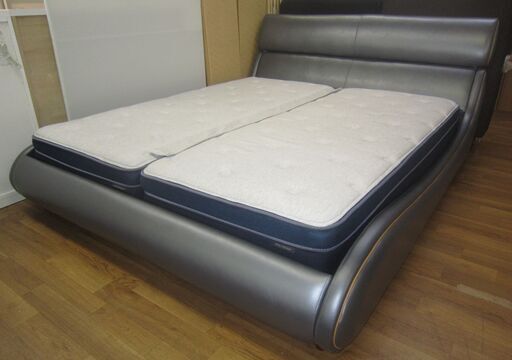 R204 NITORI 高級感 バットマンタイプクイ－ンベッド、幅190cm 美品