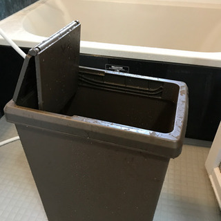 ゴミ箱あげますの画像