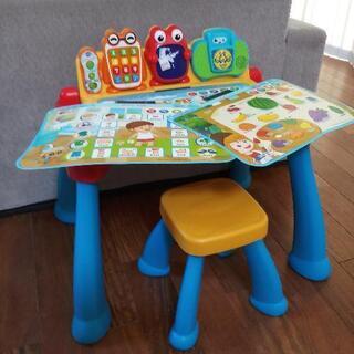 Vtech 知育玩具　英語で学べるアクティビティデスク
