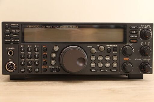 KENWOOD ケンウッド トランシーバー HF帯/50MHz 100W 通信機器 無線機材 TS-570S (E1083nnkmY)