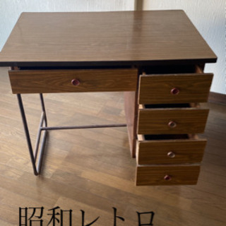 29日まで‼️それ以降は処分‼️昭和レトロ　ノスタルジックな学習机