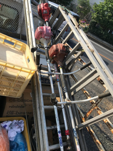 エンジン草刈機3台