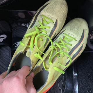 サッカースパイク 27.5 アディゼロF50