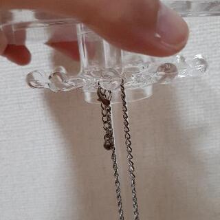 クロスネックレス　シルバーでないの画像