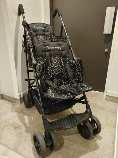 双子ベビーカー　年子　二人乗り