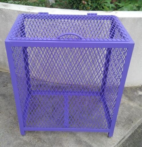 屋外ゴミ箱　パープル！