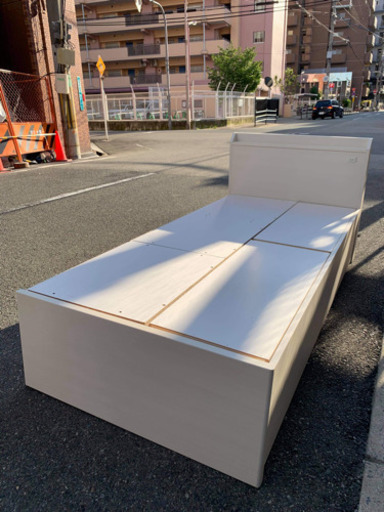 ?シングルベッド引き出し付き⁉️大阪市内配達無料?⭕️保証付き?