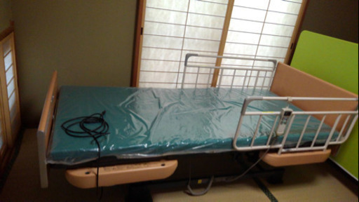 【値下げしました】電動ベッド　パラマウント