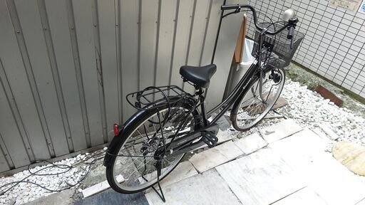 ママチャリ譲ります(26インチ・使用9か月の中古・ダイヤル式ワイヤー錠付)