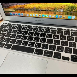 送料込み！希少！廃盤モデル！シリーズ最小！Corei7 MacBook Air 11の画像