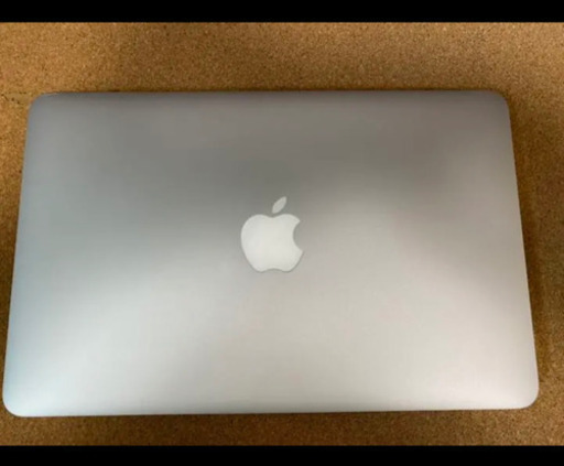 送料込み！希少！廃盤モデル！シリーズ最小！Corei7 MacBook Air 11