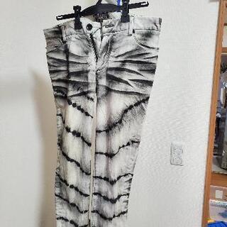 Vホス系、パンクロック系衣類の画像
