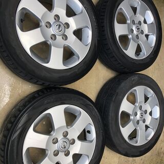 195/60 R16ホイールタイヤ、セレナC26ハイウェイスター
